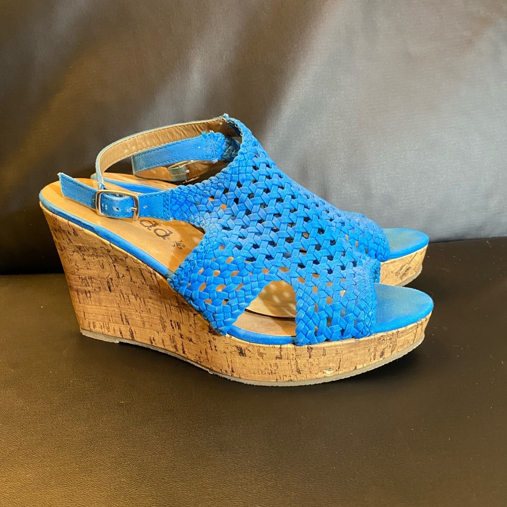 MUDD Blue Wedge Sandals - Picture 6 of 7